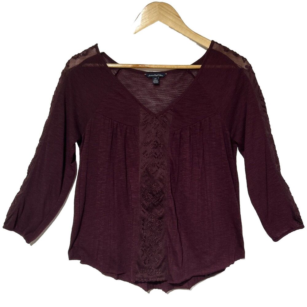 American Eagle Womens Shirt Top Maroon/Burgundy Sz. S Lace 3/4 Sleeves